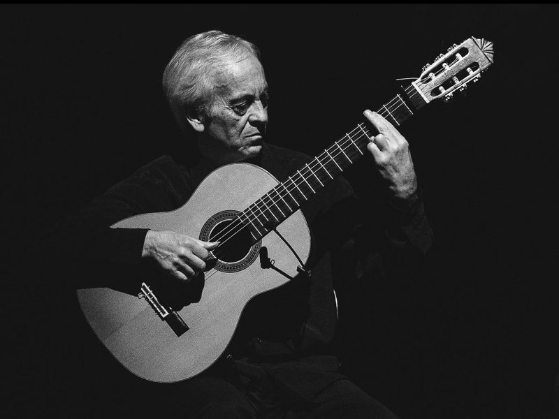 Media hora con Paco Peña: «Los sentimientos del flamenco son de toda la raza humana»